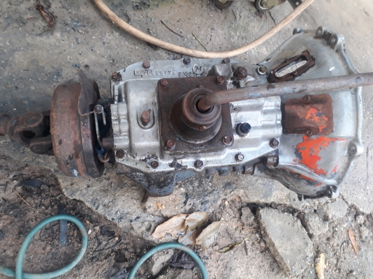 ขายเกียร์HINO 6ล้อ พร้อมใช้งาน