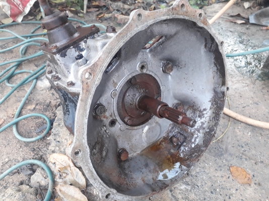 ขายเกียร์HINO 6ล้อ พร้อมใช้งาน