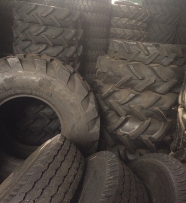 ฝากขาย ยางทุกชนิด ที่ใช้กับรถบด รถเกรด รถตัก และใช้กับรถการเกษตร ทุกชนิด ฯลฯ และอื่นๆอีกมาก ฝากขาย ยางทุกชนิด ที่ใช้กับรถบด รถเกรด รถตัก และใช้กับรถการเกษตร ทุกชนิด ฯลฯ และอื่นๆอีกมาก