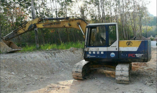 ขายรถแบคโฮ KOMATSU PC120-5 เอกสารอินวอย ระบบไฟเต็ม มีระบบหัวกระแทก ราคา 480000