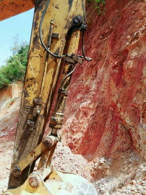 ขายรถแบคโฮ KOMATSU PC120-5 เอกสารอินวอย ระบบไฟเต็ม มีระบบหัวกระแทก ราคา 480000