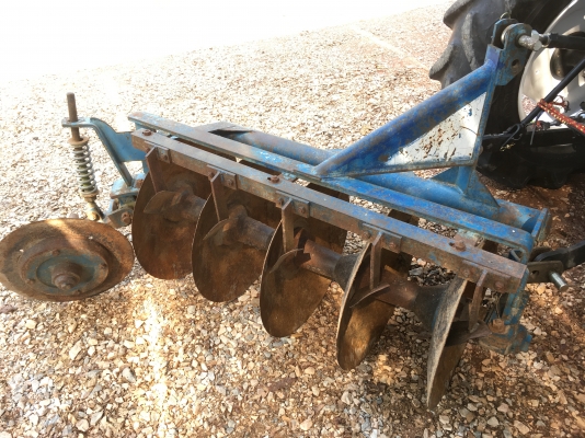 รถแทรกเตอร์