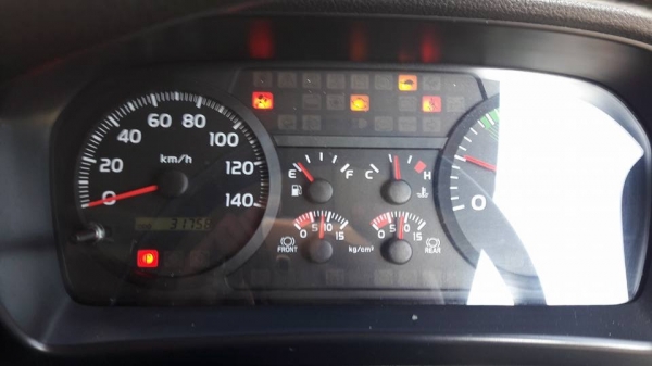 Hino 344 แรง ปี 57 ไมล์สามหมื่น แม่เดี่ยวดัมพ์สามมิตร มีระบบลากพ่วง ทะเบียนพร้อม