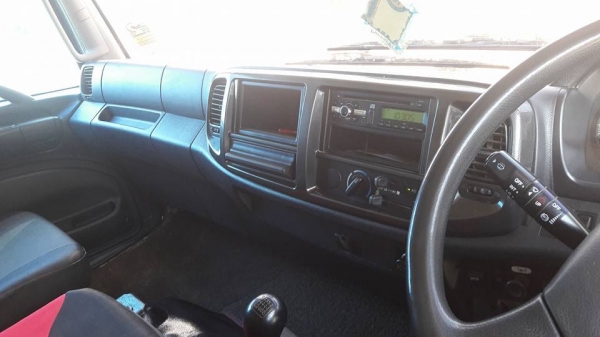 Hino 344 แรง ปี 57 ไมล์สามหมื่น แม่เดี่ยวดัมพ์สามมิตร มีระบบลากพ่วง ทะเบียนพร้อม