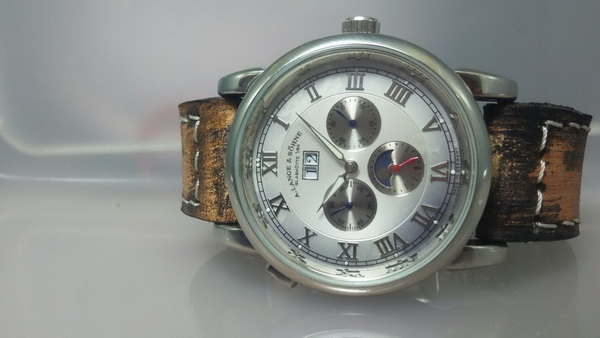 วันละเรือน เรือนละวัน นาฬิกา ออโตเมติก สวยหรู ราคา 1800 วันละเรือน เรือนละวัน นาฬิกา ออโตเมติก สวยหรู ราคา 1800