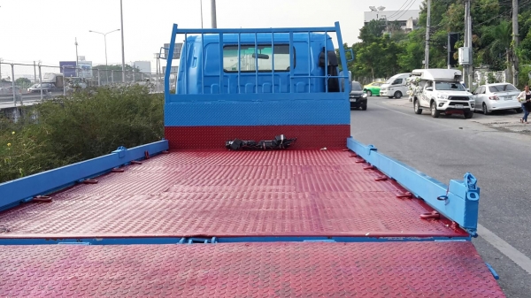 รถบรรทุกสไลด์  ISUZU NPR