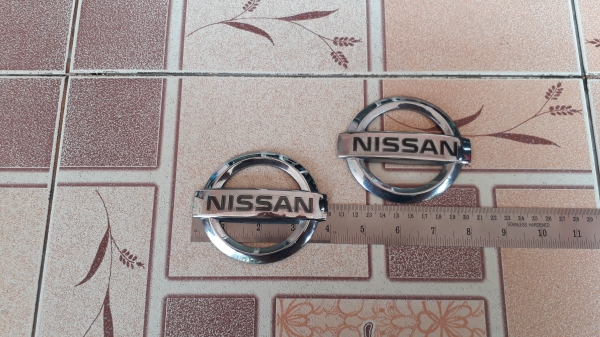โลโก้ NISSAN ขนาด 8.5เซนติเมตร