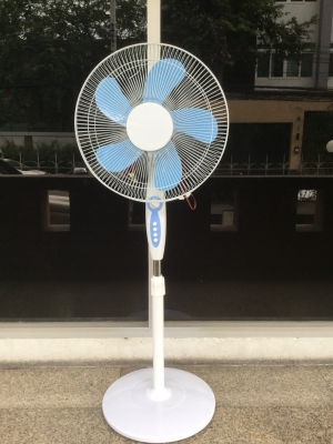 หน้าร้อนแล้ว ขายพัดลม DC12V หน้าร้อนแล้ว ขายพัดลม DC12V