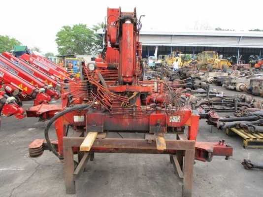 ขายด่วนเครนติดรถบรรทุก(เครื่องทุ่นแรง)   ยี่ห้อ  UNIC เก่านอก /3 ปลอก 2 ชักยกได้ 2 ตัน ใช้งานได้จริงขายราคาถูก