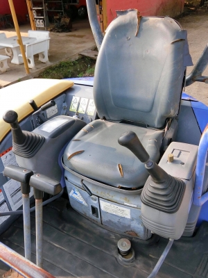 KOMATSU 30MR-1 ขนาดPC-30 <มีVDOให้ชม> รถเก่านอกแท้☎️ติดต่อ 085-5632278 (ราคาต่อรองได้)