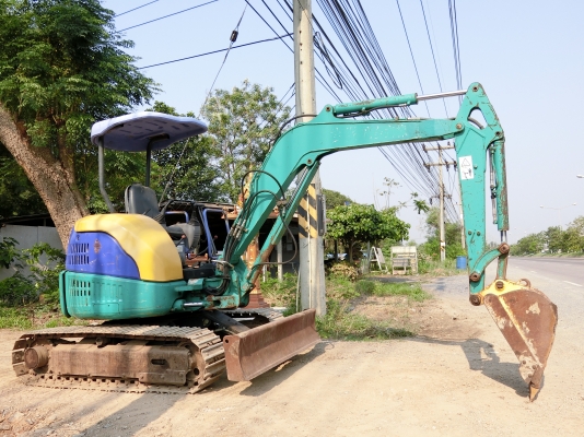 KOMATSU 30MR-1 ขนาดPC-30 <มีVDOให้ชม> รถเก่านอกแท้☎️ติดต่อ 085-5632278 (ราคาต่อรองได้)