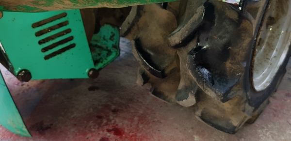 รถตัดหญ้า พร้อมใช้งาน