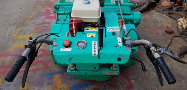 รถตัดหญ้า พร้อมใช้งาน