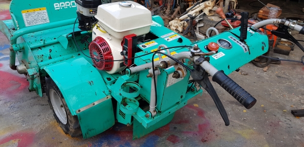 รถตัดหญ้า พร้อมใช้งาน