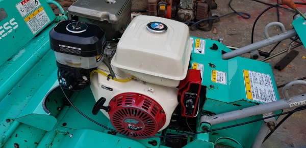 รถตัดหญ้า พร้อมใช้งาน