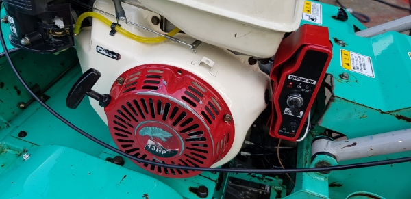 รถตัดหญ้า พร้อมใช้งาน