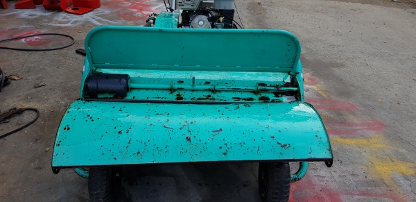 รถตัดหญ้า พร้อมใช้งาน