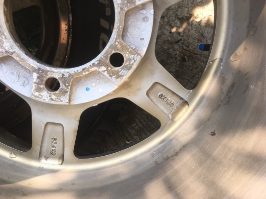 แมกซ์ พร้อมยาง