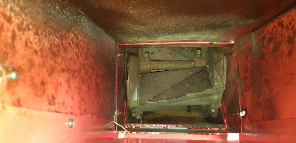 เครื่องย่อยกิ่งไม้ เดินหน้าถอยหลังได้  สอบถามได้ต่อรองได้ขายได้ขาย