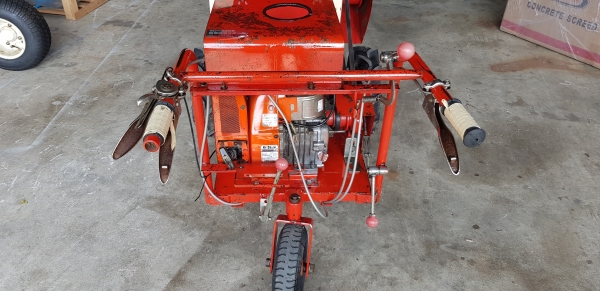 เครื่องย่อยกิ่งไม้ เดินหน้าถอยหลังได้  สอบถามได้ต่อรองได้ขายได้ขาย