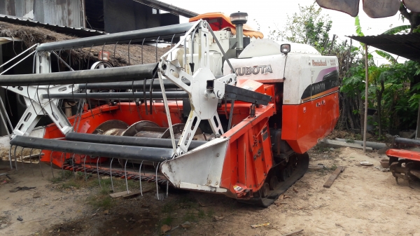 ปี54  -DC60 plus.  แทรกใหม่.ใช้งานเลย ปาก-คอ-ตู้ ปูเลส  เล่มพร้อมโอนจ้า ขาย195000฿.ดูรถทดลองขับที่ ศรีสะเกษ อ.เมือง -0636359242 คุณนิธิศครับ