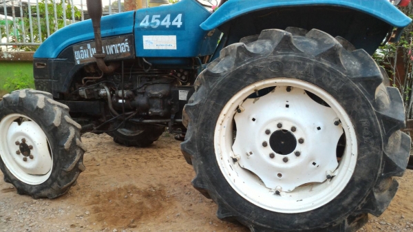 ขายรถไถ ยูเอ็มไทซัน 454  ขนาด45แรงม้า 2เพลา พวงมาลัยพาวเวอร์ ราคา 85,000 โทรสอบถามราคาต่อรองได้ครับ มีรถขนส่งบริการทั่วไทย #สามย่านแทรคเตอร์ อ.แกลง จ.ระยอง  โทร 0897489639 ,0899347475 line= 0897489639 line= 0899347475