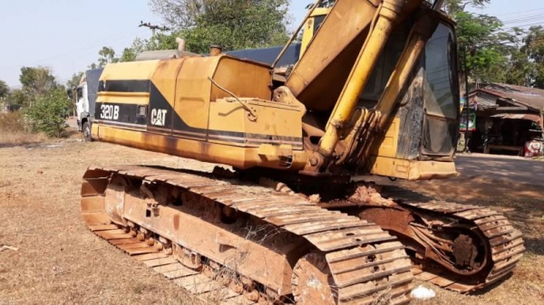CAT 320B