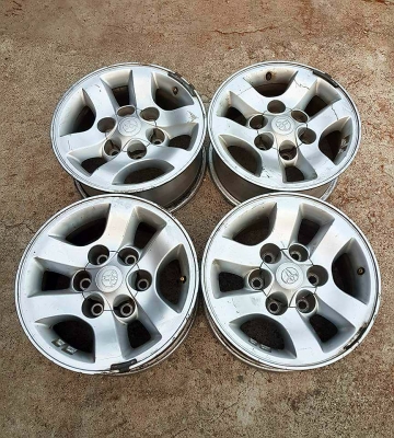 ล้อเดิม TOYOTA TIGER D4D 4X4 ชุดละ 2500