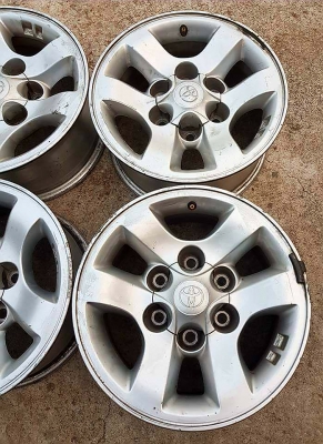ล้อเดิม TOYOTA TIGER D4D 4X4 ชุดละ 2500
