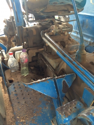 ขายฟอร์ด 6600 T5 พร้อมใช้ เอกสารเล่มชุดโอนครับ