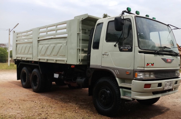 HINO 3M สองเพลาดั๊ม กระบะสามมิตร รถปี 39