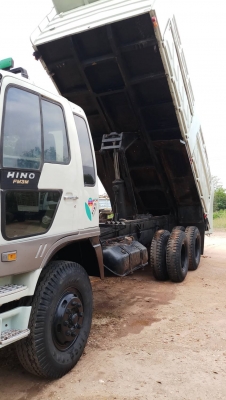 HINO 3M สองเพลาดั๊ม กระบะสามมิตร รถปี 39