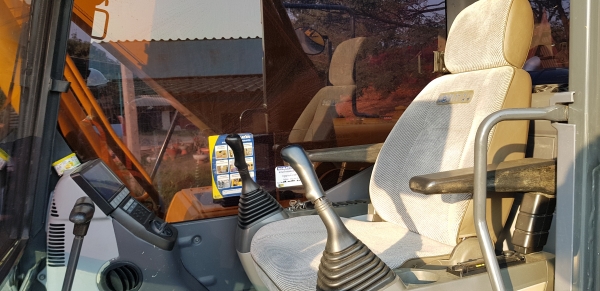 ขาย KOMATSU PC200-8MO ใช้งาน 6,778 ชั่วโมง สภาพนางฟ้า ตรวจเช็คระบบพร้อมใช้งาน