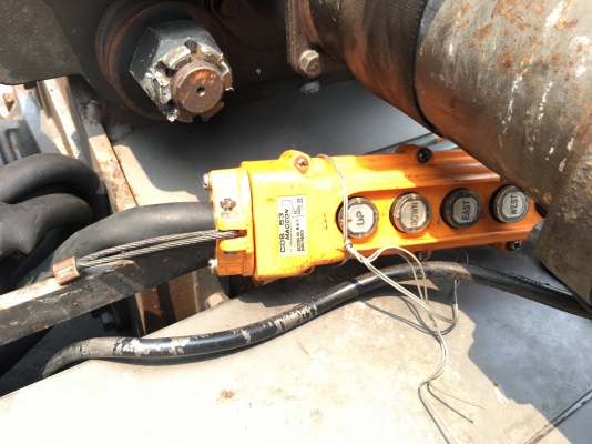 รอกสริงไฟฟ้า MITSUBISHI 3 TON สภาพสวย สนใจติดต่อ 0874880101