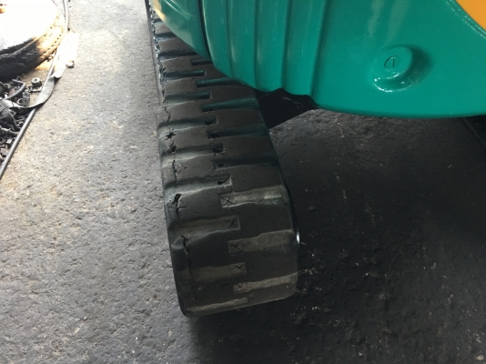 รถขุดเล็ก Komatsu PC27 MR1 เก่านอก สภาพสวย สนใจติดต่อ Line ID: Kongniwatsiri รถขุดเล็ก Komatsu PC27 MR1 เก่านอก สภาพสวย สนใจติดต่อ Line ID: Kongniwatsiri