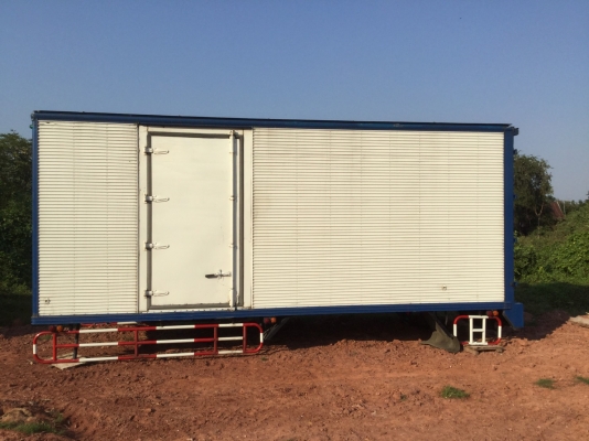 ขายตู้10 ล้อ 3บาน สวยๆยาว 6.5 เมตรกว้าง2.5ม สูง2.5ม ครัทชีกว้าง 87 ซ.ม สวยพร้อมใช้งาน ศุภากร 081-1903107,089-5367218 ขายตู้10 ล้อ 3บาน สวยๆยาว 6.5 เมตรกว้าง2.5ม สูง2.5ม ครัทชีกว้าง 87 ซ.ม สวยพร้อมใช้งาน ศุภากร 081-1903107,089-5367218