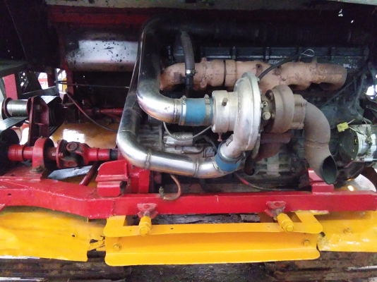 ขายแพคคู่ รถเกี่ยวข้าวอุ้ม2.5+เทลเลอร์ isuzu