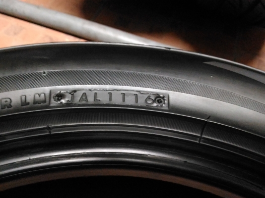 ยางเปอร์เซ็นคัดสภาพ Bridgestone Turanza GR90 215 55 17 ผลิตปี 2016 ยางเปอร์เซ็นคัดสภาพ Bridgestone Turanza GR90 215 55 17 ผลิตปี 2016