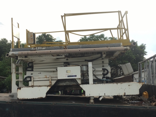 รถกระเช้า LIFT-A-LOFT มือสองญี่ปุ่น  ยกสูง9เมตร อุปกรณ์มาครบ ระบบไฮดรอลิค ไฟฟ้า คอลโทรล สภาพสวย