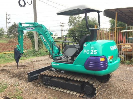 ขายรถขุดแบคโฮ KOMATSU 25-1 ขนาด Pc25 รถเก่านอกแท้100\%  (พร้อมหัวแย็กOKADA + บุ้งกี๋) (แทรคเหล็กก้อนยาง) คอลโทนน้ำมัน ระบบไว รถพร้อมใช้งาน เอกสารใบอินวอยครบ                ????ราคา 440,000  ต่อรองได้???? ☎️สนใจติดต่อ  096-3268553 (สถิตย์พันธ์) ????ID LINE