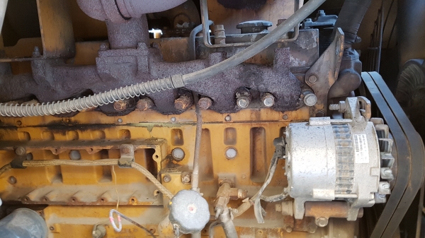 ขายรถตักล้อยาง KOMATSU รุ่น WA100-1 รถเก่าใจญี่ปุ่น ไม่เคยผ่านการใช้งานในไทย ชั่วโมงทำงานน้อย