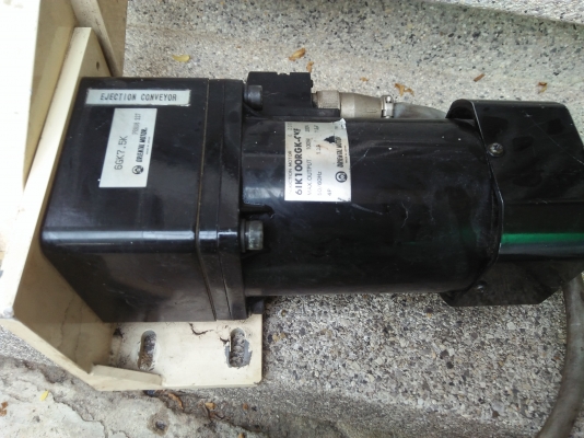 มอเตอรเกียร100wความเร็วรอบ180รอบต่อนาที มอเตอรเกียร100wความเร็วรอบ180รอบต่อนาที