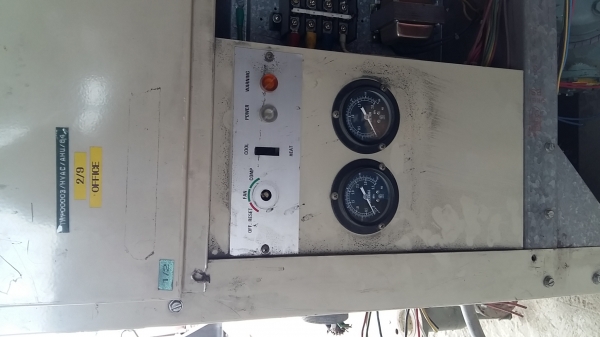 ขาย แอร์ชิลเลอร์ Carrier 30ตัน สวยพร้อมใช้งานค่ะ