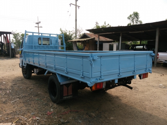 ISUZU. NKR 110. แรง เครื่องดี ครัชชีสวย เอกสารพร้อม รถพร้อมใช้งาน