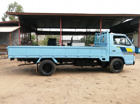 ISUZU. NKR 110. แรง เครื่องดี ครัชชีสวย เอกสารพร้อม รถพร้อมใช้งาน