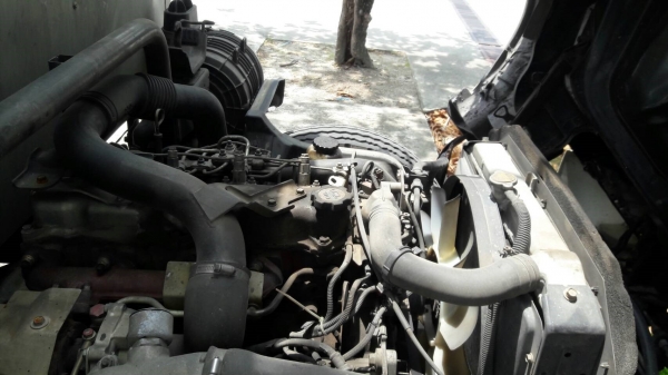 ขาย 6ล้อ ตู้แห้ง ฮีโน่ ดูโท 121แรง ปี49