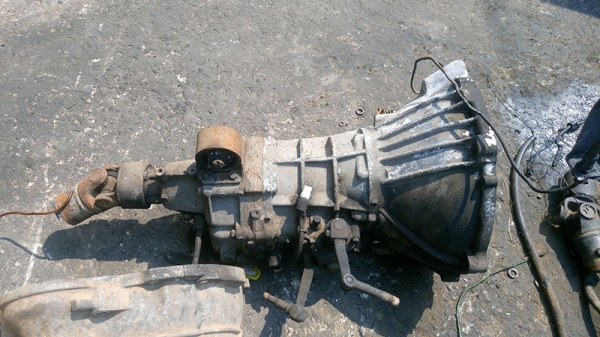 ขายเกียร์รถตู้โตโยต้าห้าสปีดราคาถูก