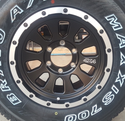 ล้อใหม่ ระฆังขอบเงา ขอบ16 หน้า8 ยางใหม่265/70/16 ปี18