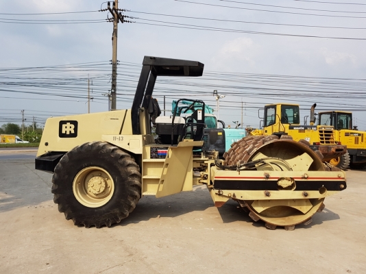 ขายรถบดอัดสั่นสะเทือนล้อหนาม 10 ตัน Ingersoll Rand SD-110F นำเข้าจากประเทศ USA แท้ 100\% ไม่เคยใช้งานในไทย ขายรถบดอัดสั่นสะเทือนล้อหนาม 10 ตัน Ingersoll Rand SD-110F นำเข้าจากประเทศ USA แท้ 100\% ไม่เคยใช้งานในไทย