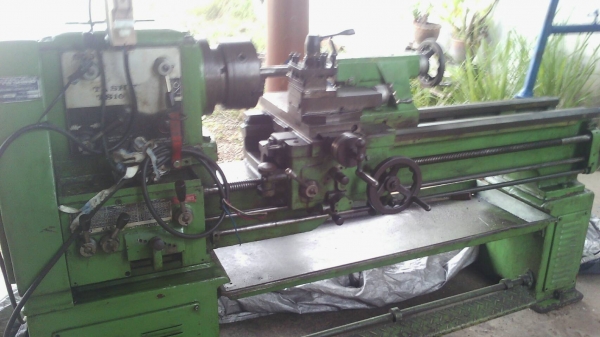 เครื่องกลึง ต้าชิง 6 ฟุต 3 เพลา เกียร์บล็อก ด่วนๆๆ 78,000